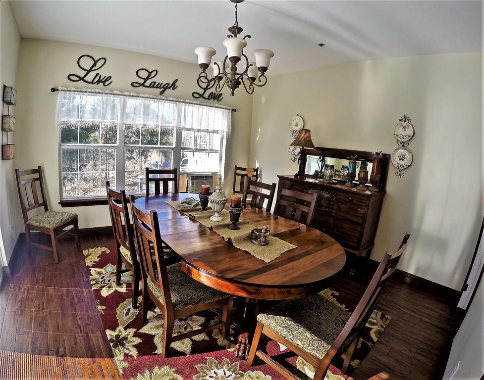 Bradford House Bed And Breakfast แบรนสัน ภายนอก รูปภาพ