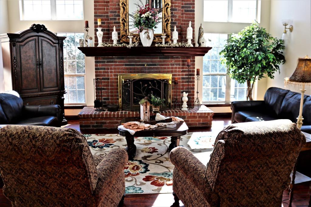 Bradford House Bed And Breakfast แบรนสัน ภายนอก รูปภาพ