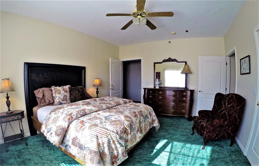 Bradford House Bed And Breakfast แบรนสัน ภายนอก รูปภาพ