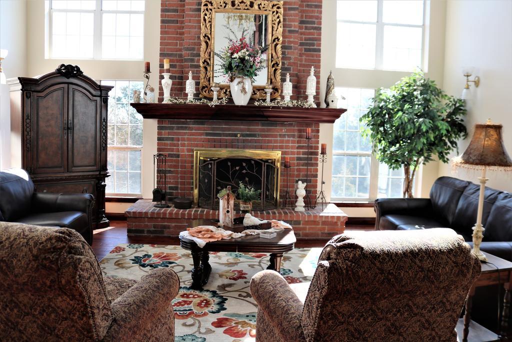Bradford House Bed And Breakfast แบรนสัน ภายนอก รูปภาพ