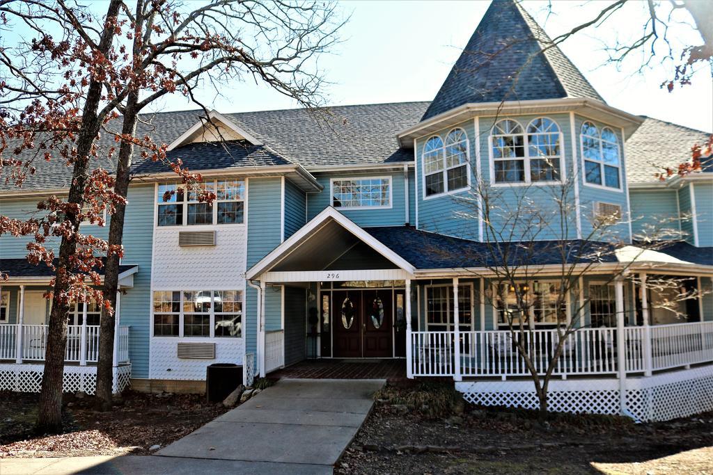 Bradford House Bed And Breakfast แบรนสัน ภายนอก รูปภาพ