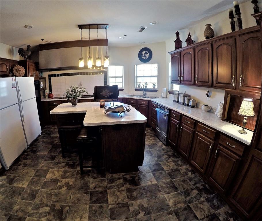 Bradford House Bed And Breakfast แบรนสัน ภายนอก รูปภาพ
