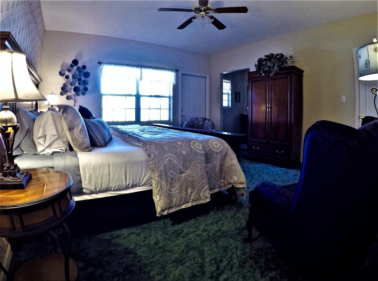 Bradford House Bed And Breakfast แบรนสัน ห้อง รูปภาพ